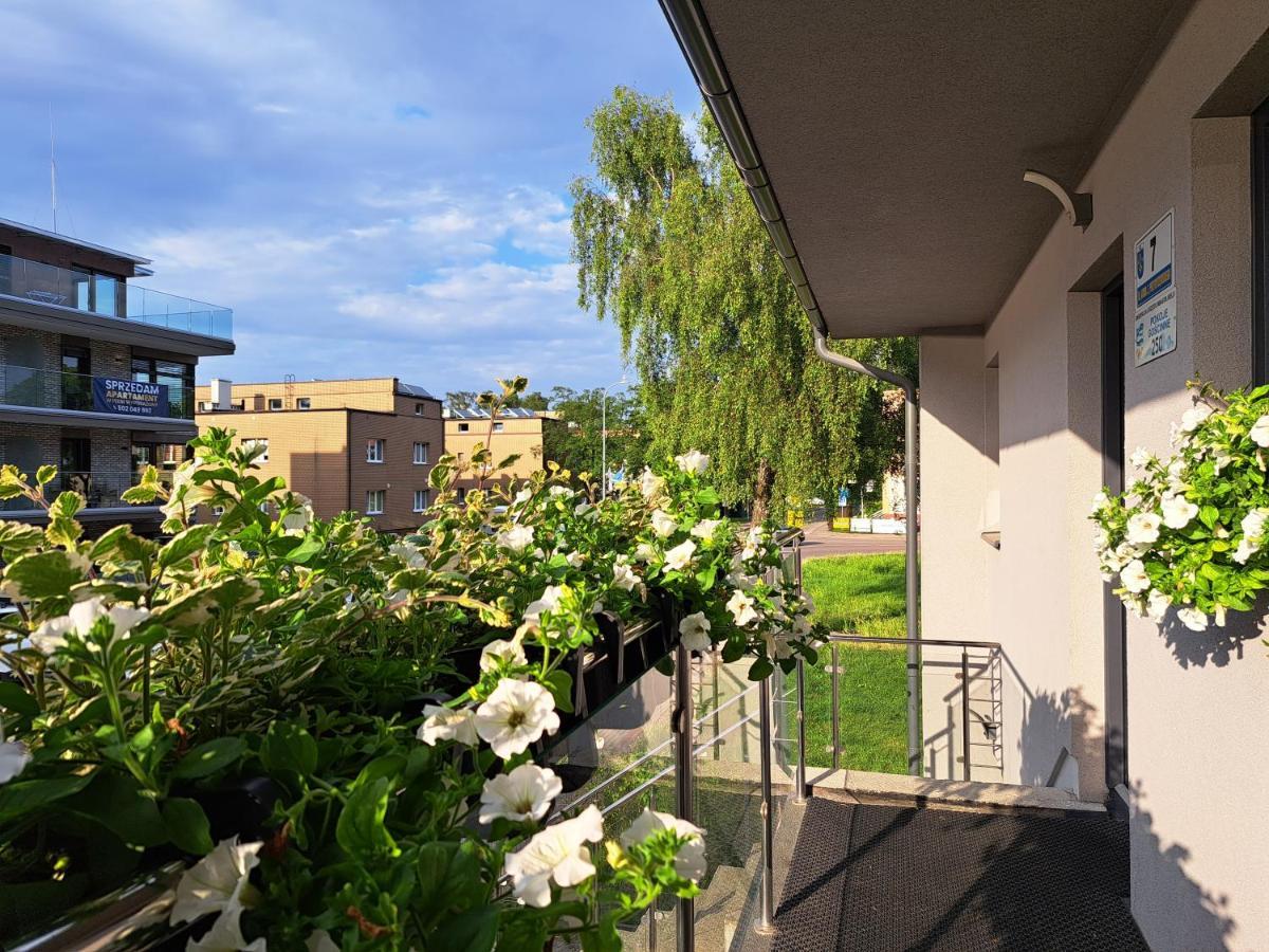 Domek W Parku Hel Exterior photo