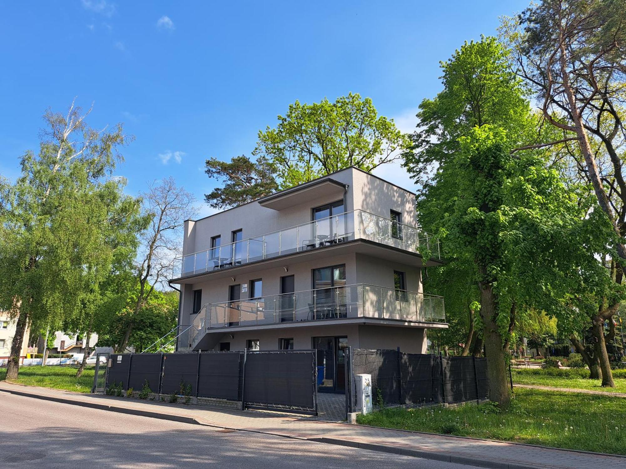 Domek W Parku Hel Exterior photo